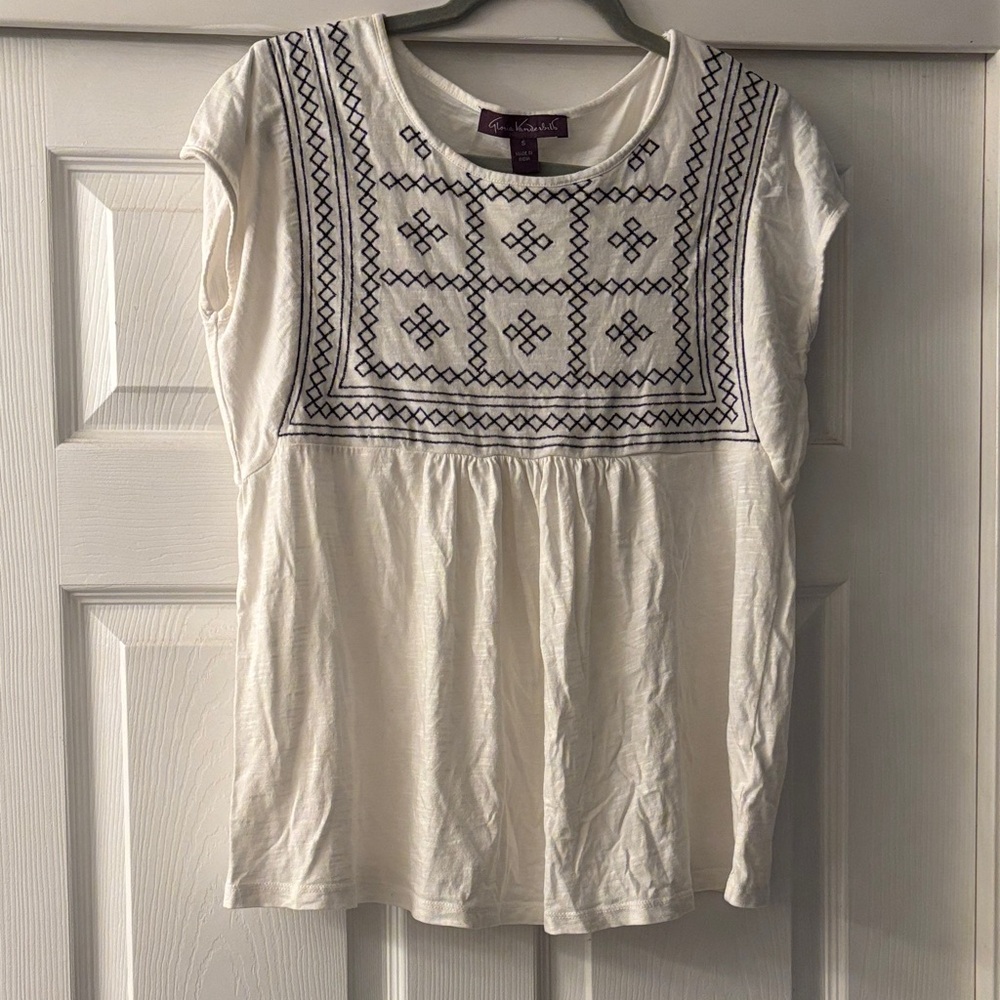 Gloria Vanderbilt White Blouse with Navy Embroidery